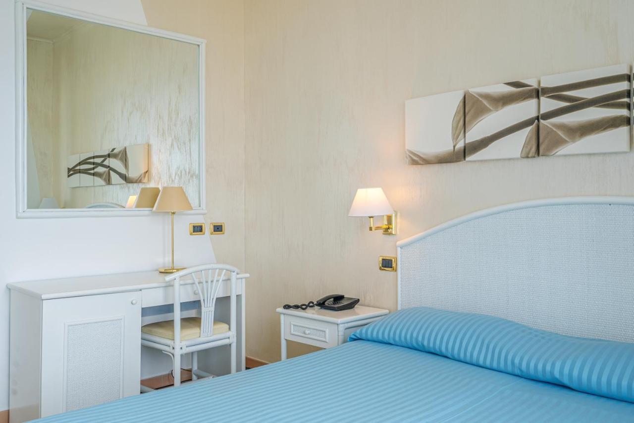 Grand Hotel Moon Valley Vico Equense Extérieur photo