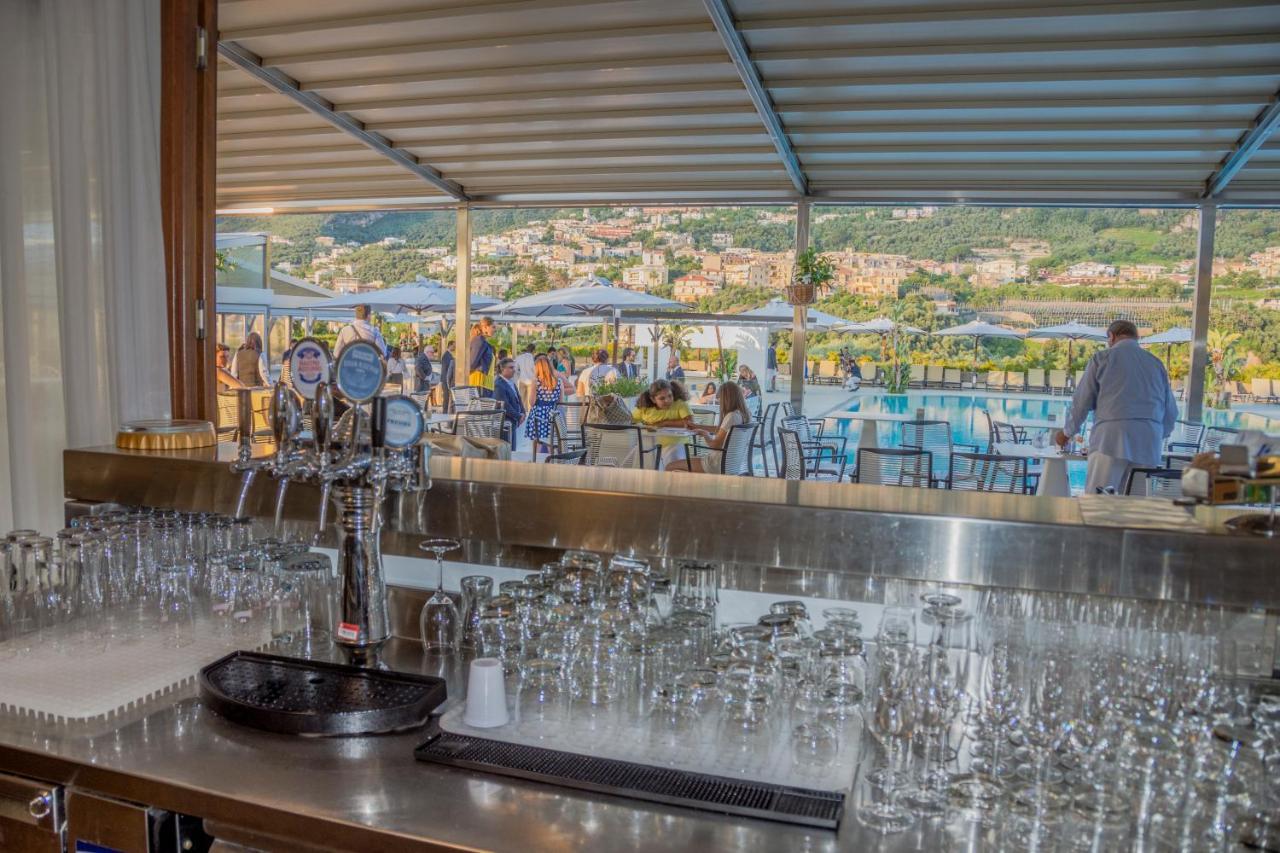 Grand Hotel Moon Valley Vico Equense Extérieur photo