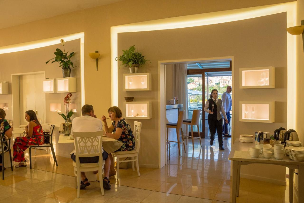 Grand Hotel Moon Valley Vico Equense Extérieur photo