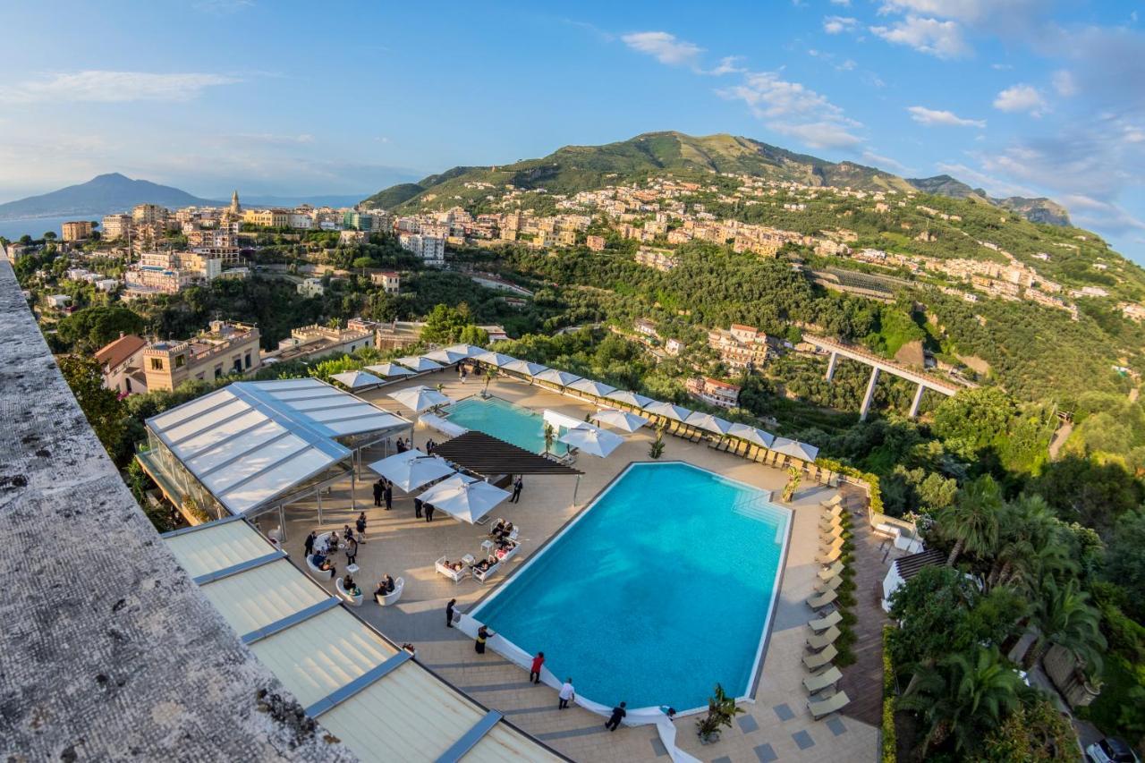 Grand Hotel Moon Valley Vico Equense Extérieur photo