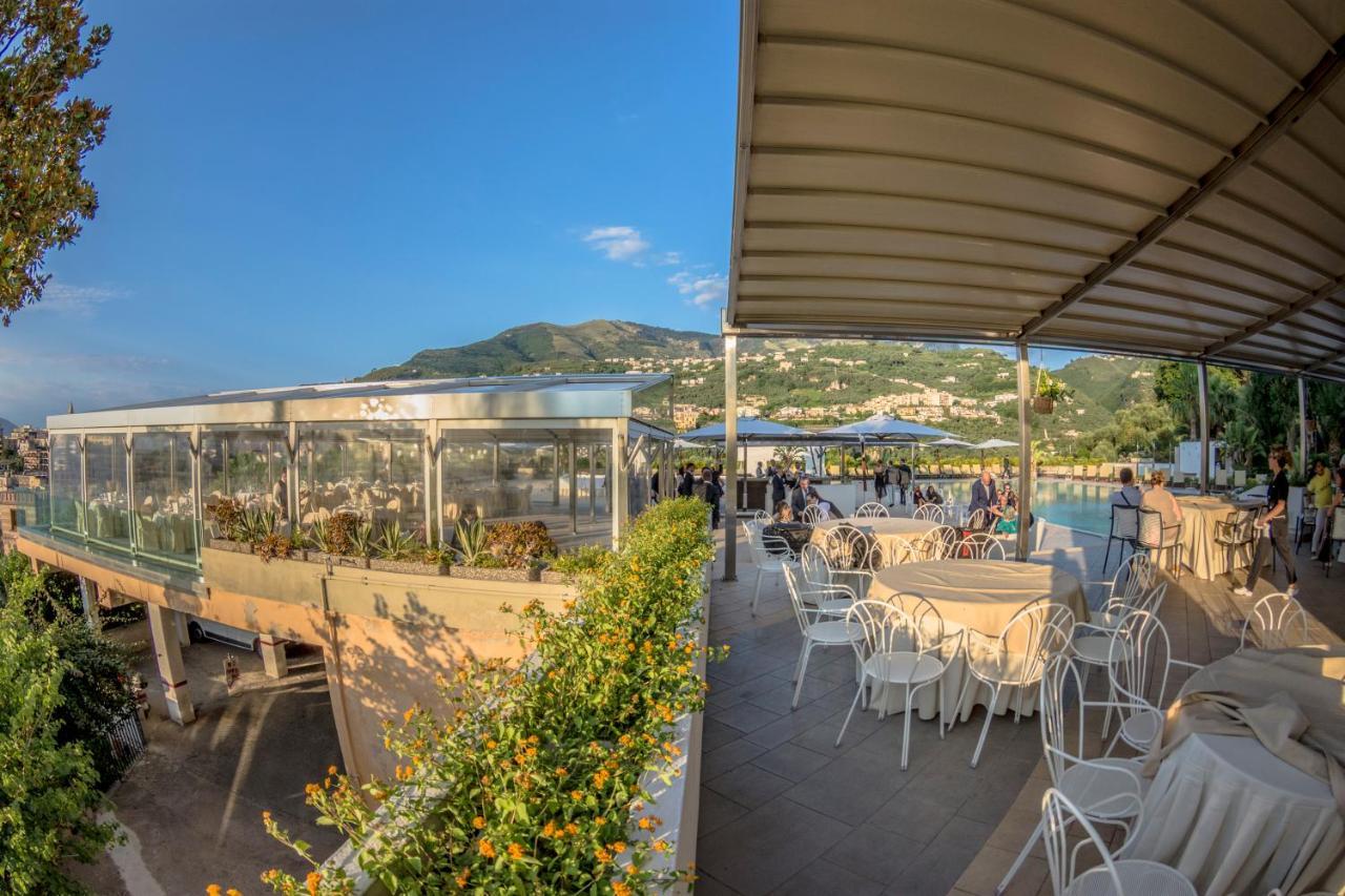 Grand Hotel Moon Valley Vico Equense Extérieur photo