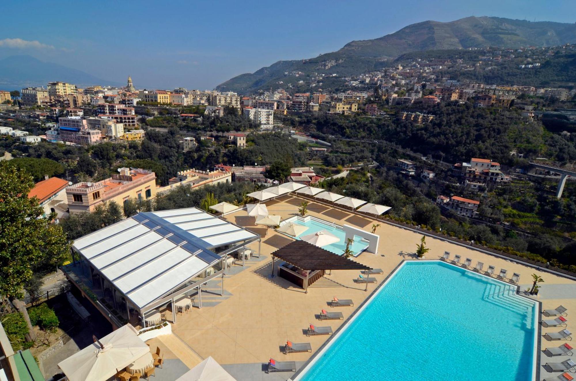 Grand Hotel Moon Valley Vico Equense Extérieur photo