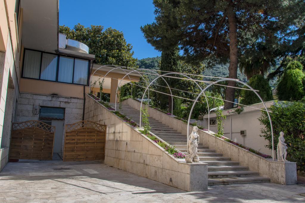 Grand Hotel Moon Valley Vico Equense Extérieur photo